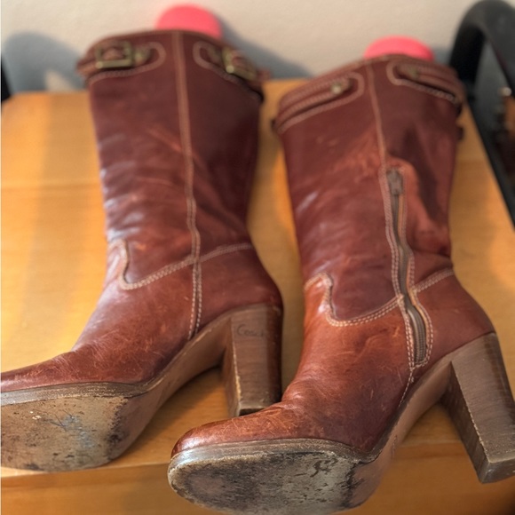 Coach Boots in Chestnut Brown - Picture 3 of 6
